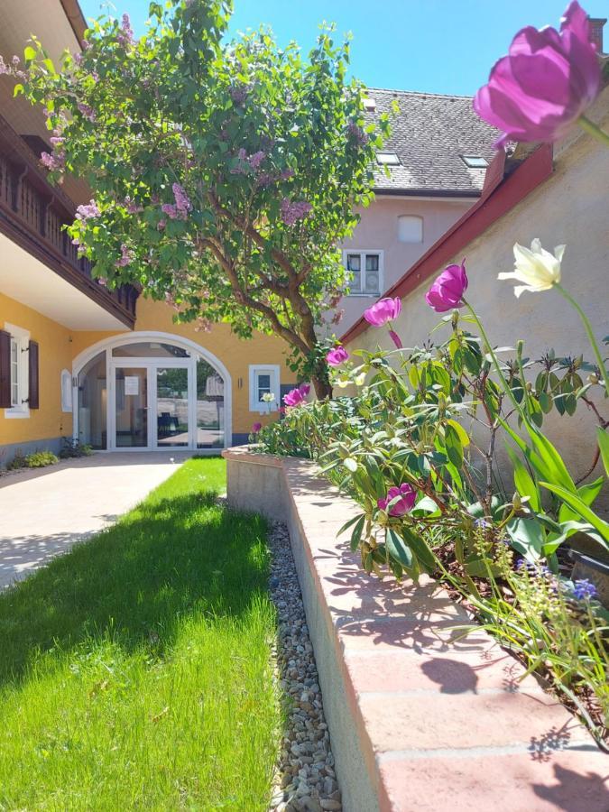 Gaestehaus Ferk - Fruehstueckspension, Bed & Breakfast Bad Radkersburg Exterior photo